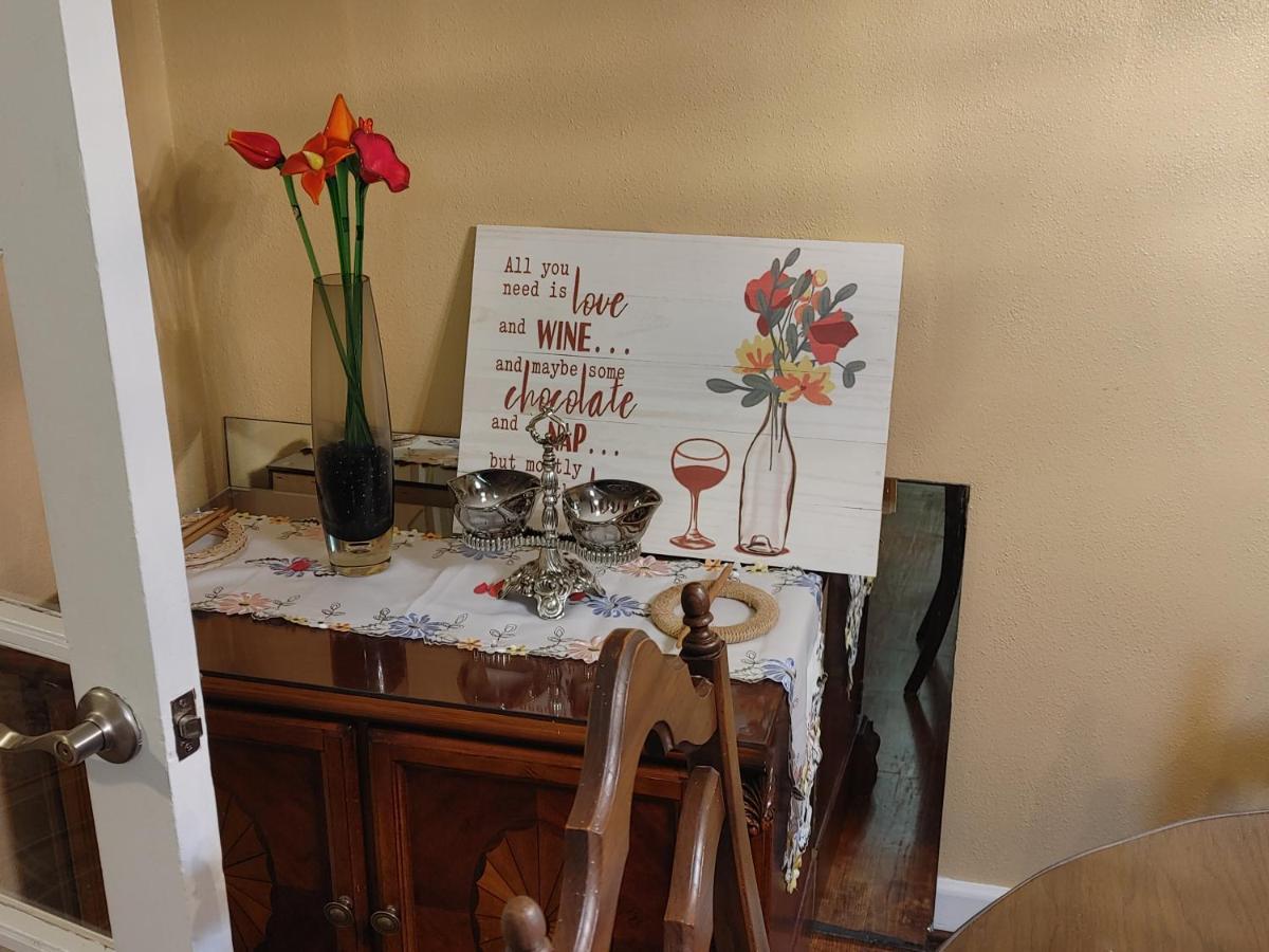 The Kind House Hosting, Low Monthly Rates, Traveling Nurses, Fletc, & Travelers! Brunswick Eksteriør billede