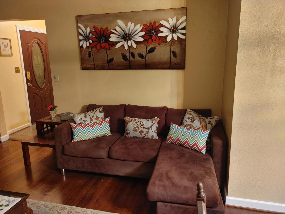 The Kind House Hosting, Low Monthly Rates, Traveling Nurses, Fletc, & Travelers! Brunswick Eksteriør billede